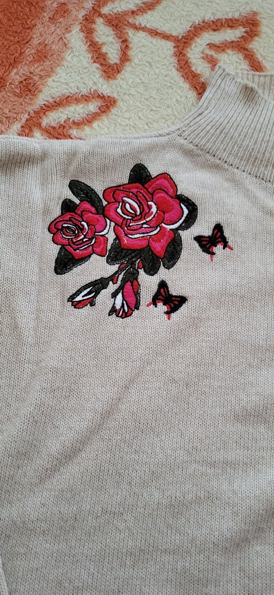 Nakışlı Boğazlı Bej Kadın Triko Kazak - Görsel 4