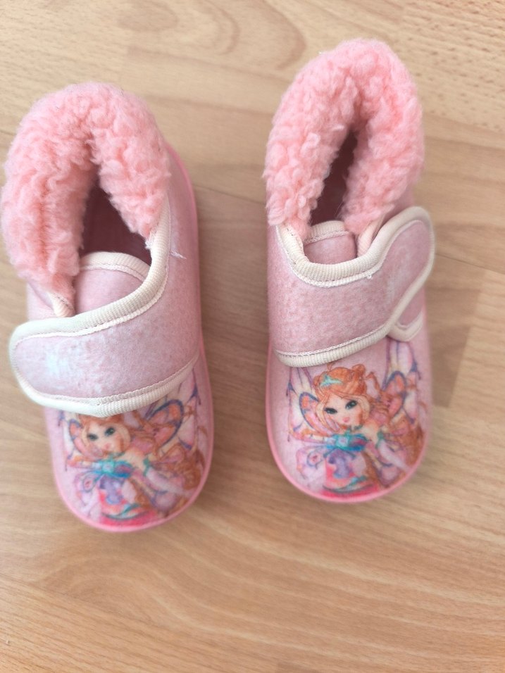 Lisanslı Kız Çocuk Pembe Kürklü Nakışlı Ev Ayakkabısı - Görsel 2