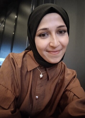 Kahverengi kimono benzeri gömlek