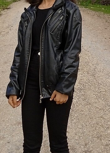 Siyah deri ceket 