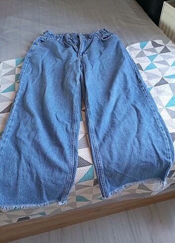 Beli lastikli jean