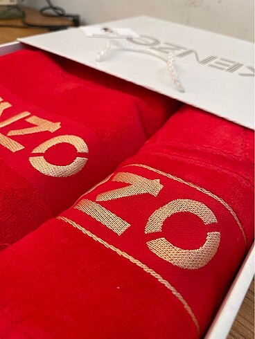 Kenzo Havlu takımı