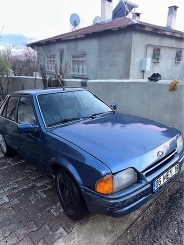 Diğer UCUZA ARAÇ FORD ESCORT 1.6 1983 model