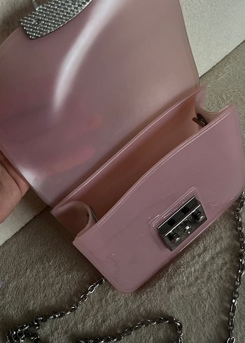 Zincir Detaylı Pembe Kadın Çanta - Görsel 2