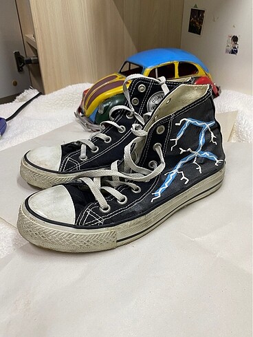 Converse Şimşek desen converse