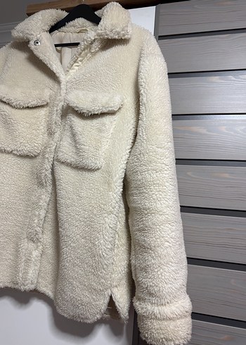 Beyaz Peluş mont - Görsel 4