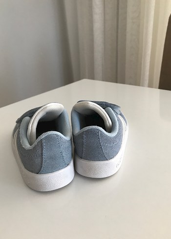 24 Beden mavi Renk Adidas Erkek Çocuk Spor Ayakkabı