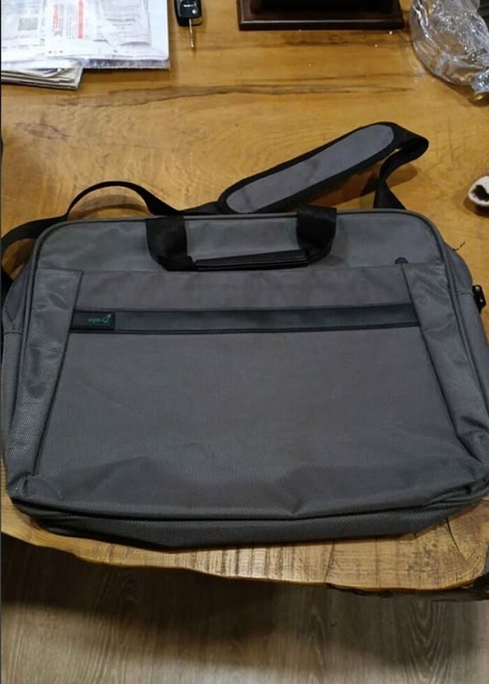 Eye-Q Laptop çantası - Sıfır Ürün - 15,6" Büyük Boy - Görsel 2