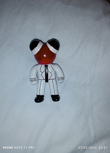 Beden Rainbowfriends Red Figürü