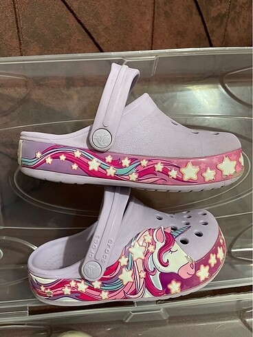 23 Beden Crocs sandalet