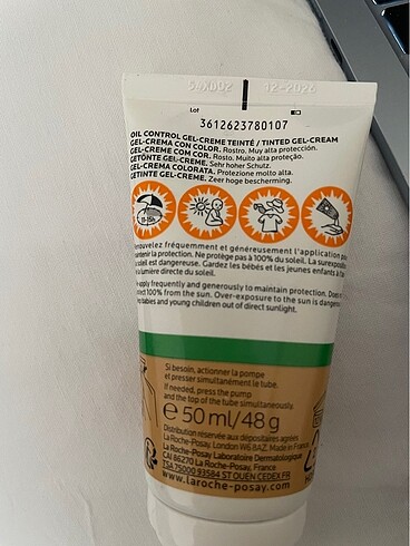 Diğer Fondatenli güneş kremi