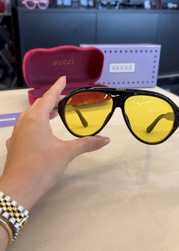 Beden Gucci güneş gözlüğü