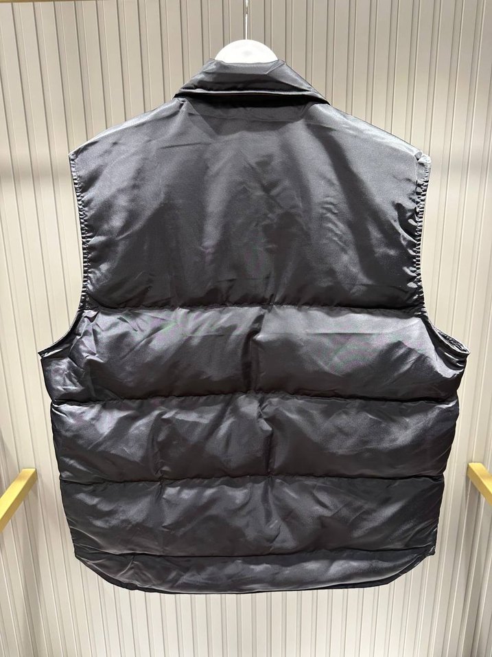 Prada Siyah Deri Düğmeli Kadın Yelek İTHAL PREMİUM - Görsel 2