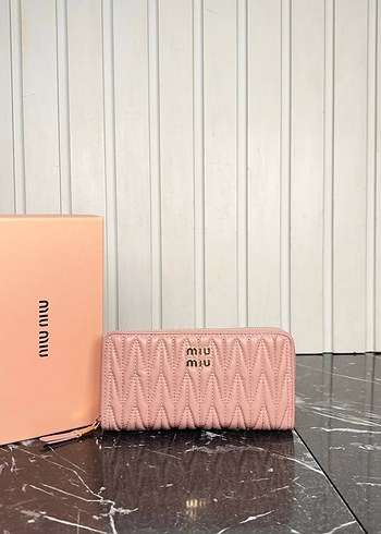 Miu Miu Modern Klasik Deri Cüzdan - Görsel 6