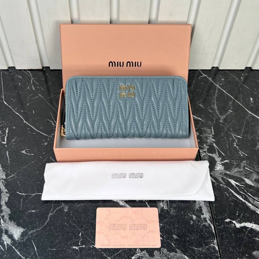 Miu Miu Modern Klasik Deri Cüzdan - Görsel 2