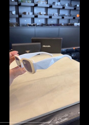 Prada Beyaz Kadın Güneş Gözlüğü - Görsel 3