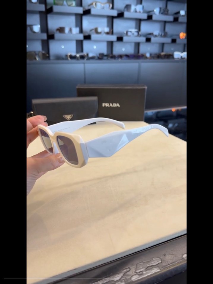 Prada Beyaz Kadın Güneş Gözlüğü - Görsel 3