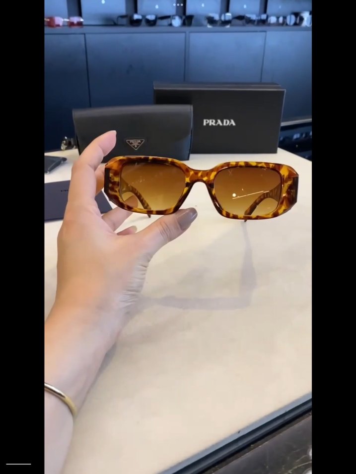 Prada Kahverengi Kadın Güneş Gözlüğü - Görsel 2