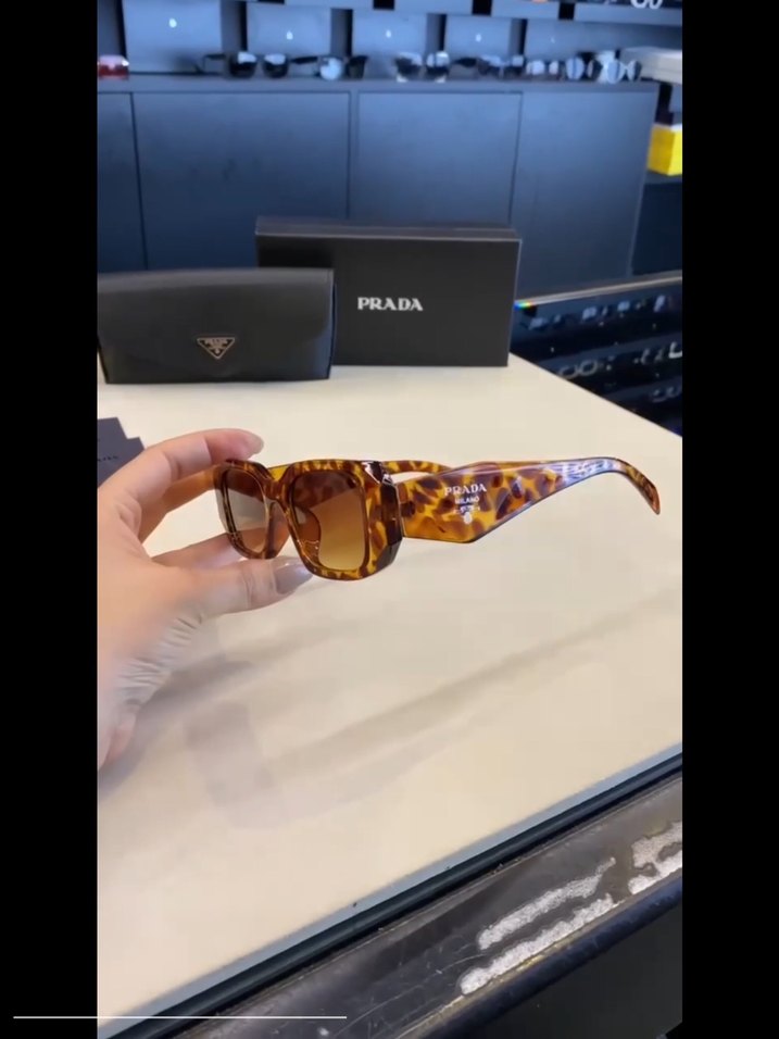 Prada Kahverengi Kadın Güneş Gözlüğü - Görsel 3