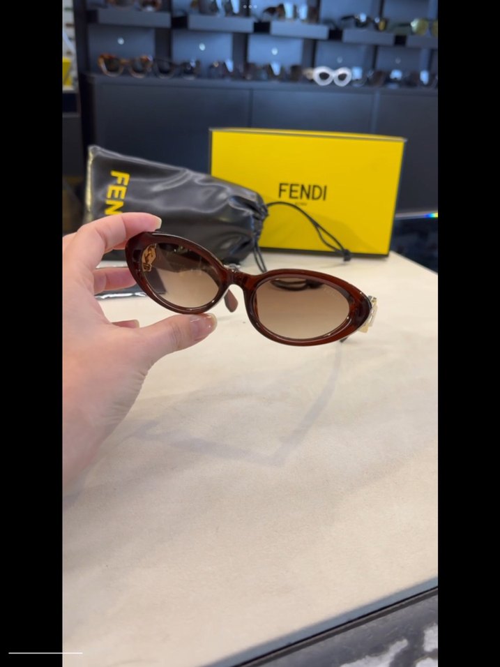 Fendi güneş gözlüğü ithal premium sıfır - Görsel 3