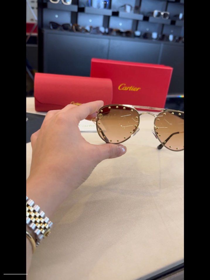 Cartier güneş gözlüğü - Görsel 2