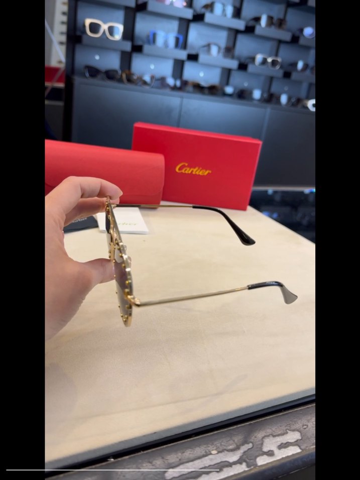 Cartier güneş gözlüğü - Görsel 3