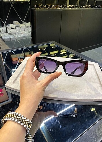 Miu Miu miu miu güneş gözlük
