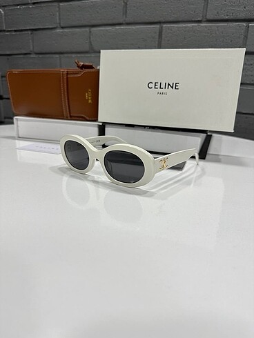 Celine CELİNE İTHAL GÖZLÜK KUTU VE SERTİFİKA