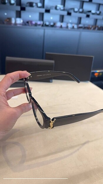 Beden Saint laurent şeffaf gözlük