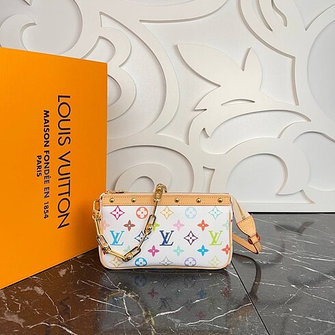 Louis vuitton lv tm bag