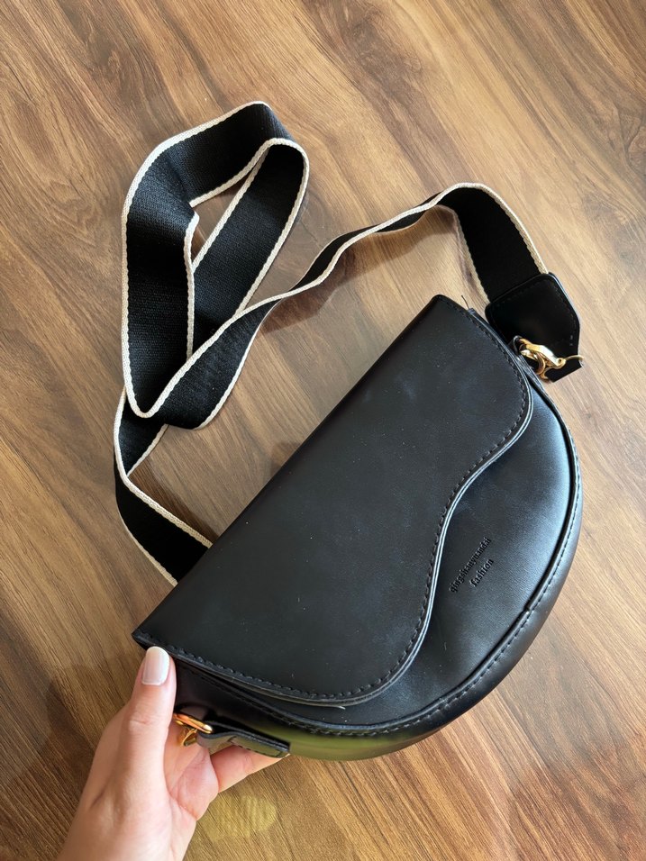 Siyah Deri Bel Detaylı Kadın Çanta - Görsel 4