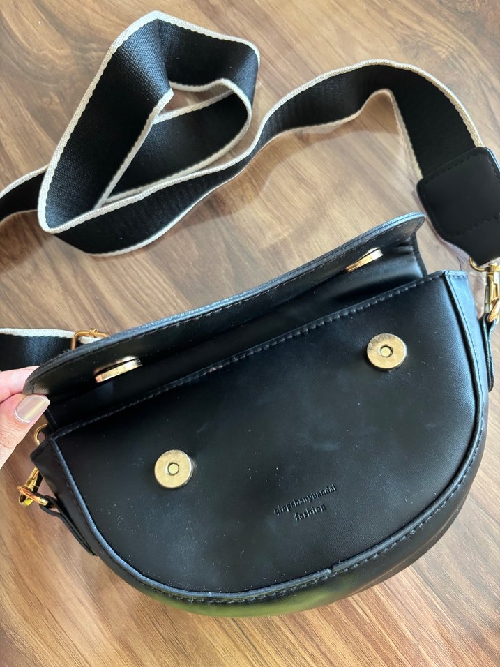 Siyah Deri Bel Detaylı Kadın Çanta - Görsel 2