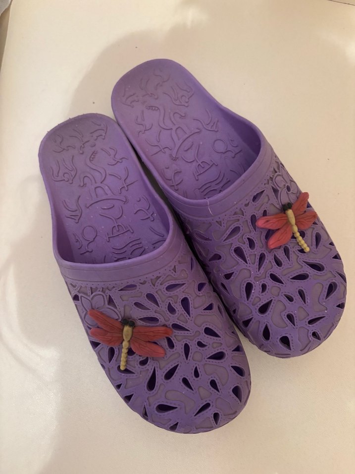 Mor Delikli Kız Terliği - Görsel 3