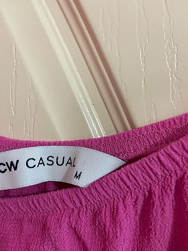 LC Waikiki Pembe yazlık şık elbise ?