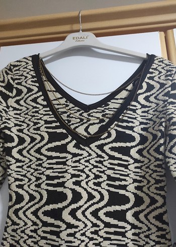 Nisan marka S/M uyumlu yakası zincir detaylı triko elbise - Görsel 6