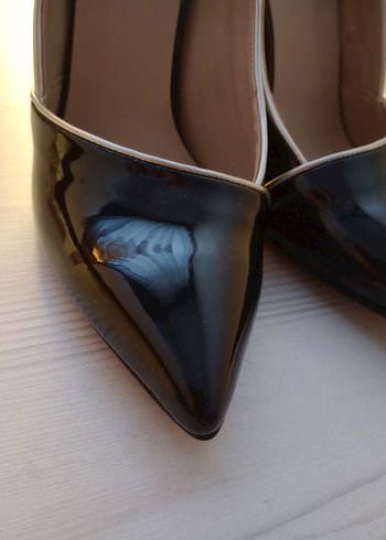 Diğer Parlak Siyah Modern Klasik Stiletto Topuklu