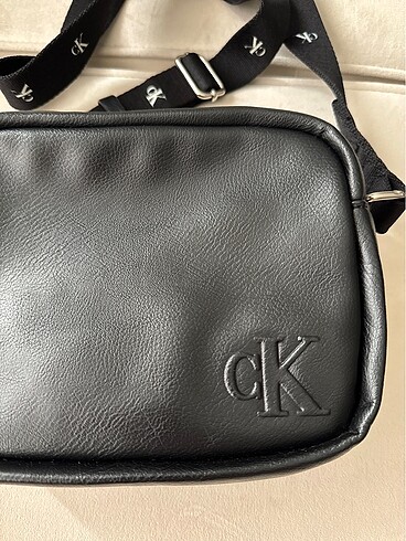 Calvin Klein ck orıjınal siyah çapraz çanta