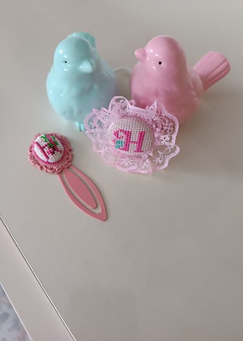 Dantel Detaylı Renkli Nakışlı Kız Tokaları - Görsel 2