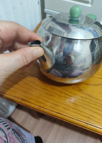 Yeşil Saplı Gri Çelik Çaydanlık Seti aile boyu büyük boy - Görsel 2