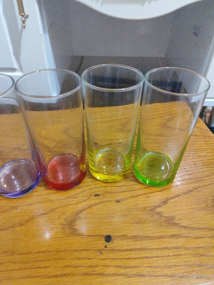 Renkli Altlıklı 6 lı Cam Bardak Seti - Görsel 2