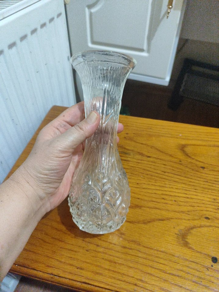 Beyaz Parlak Cam Vazo - Görsel 2