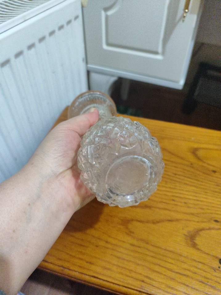 Beyaz Parlak Cam Vazo - Görsel 3