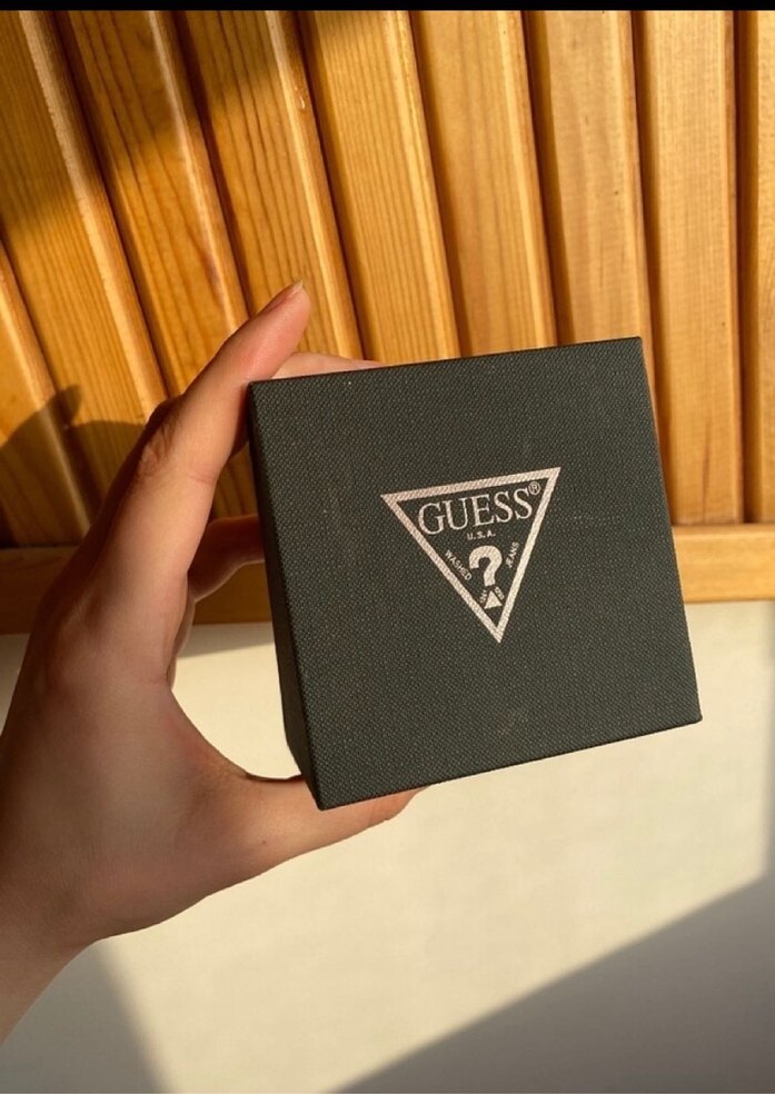 Kemer Detaylı Bej Kadın Saat - Görsel 3