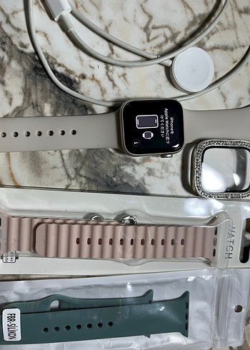 Gri Beyaz Akıllı Saat ve Aksesuarları Apple Watch - Görsel 2