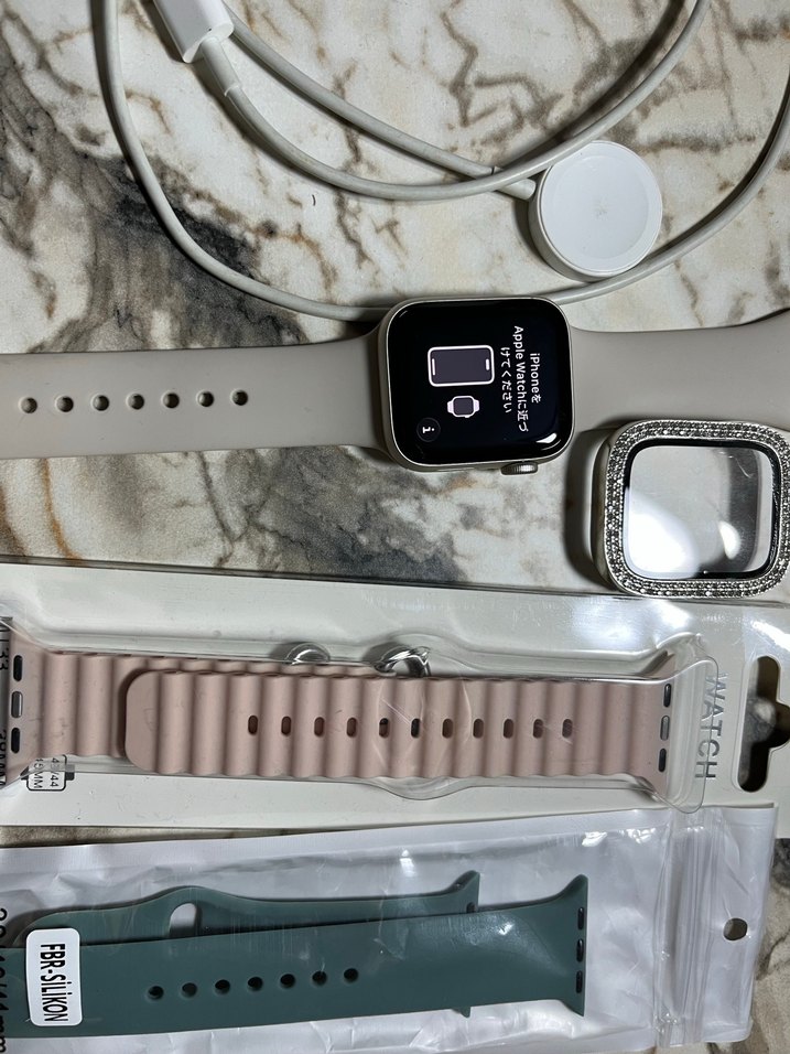 Gri Beyaz Akıllı Saat ve Aksesuarları Apple Watch - Görsel 2
