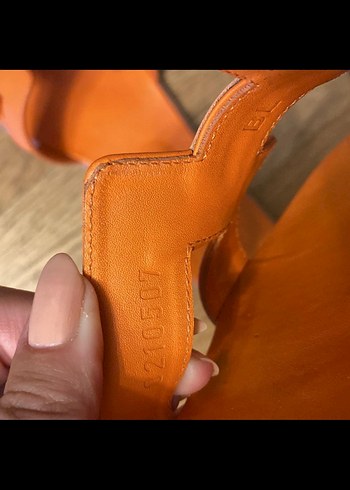 41 Beden turuncu Renk Hermes terlik
