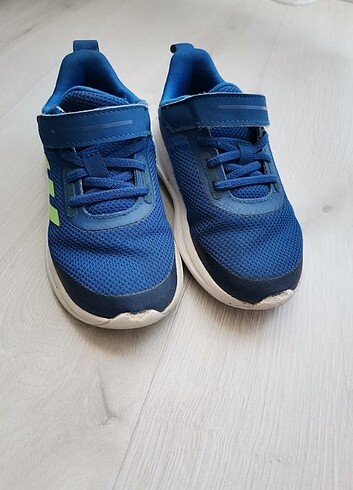 25 Beden Erkek Çocuk Spor Ayakkabı