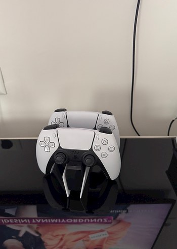Sony Beyaz PlayStation 5 Oyun Konsolu