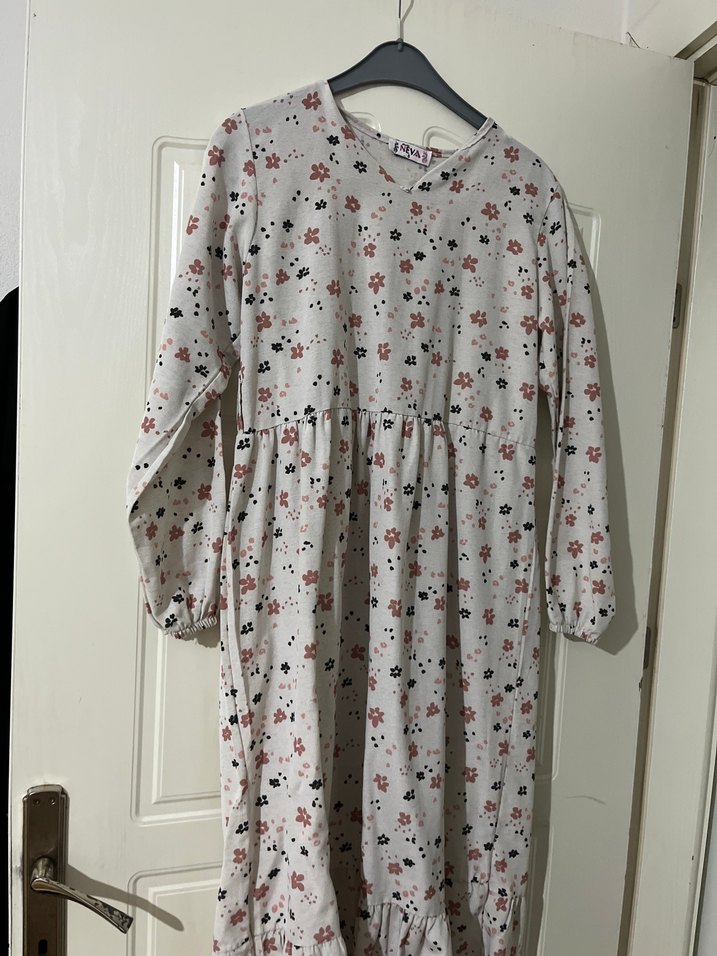 Uzun Kollu Desenli Kadın Elbise - Görsel 3