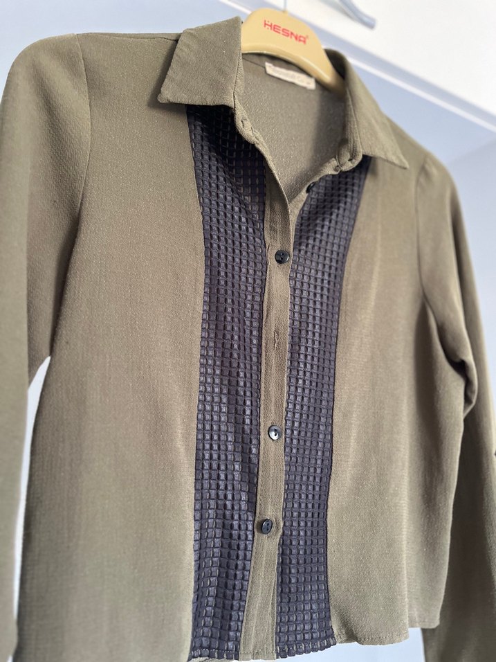 Düğmeli Uzun Kollu Haki Yeşili Kadın Gömlek - Görsel 2